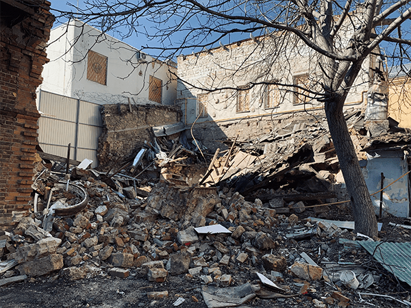 Image of ruins from Mikolaev. Links to event details