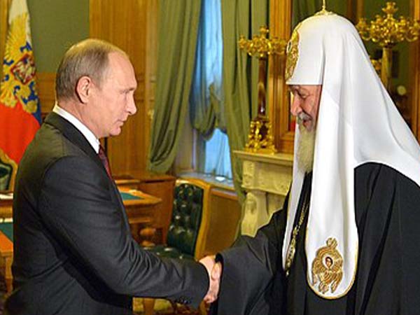 Putin and Kirill photo links to news item
