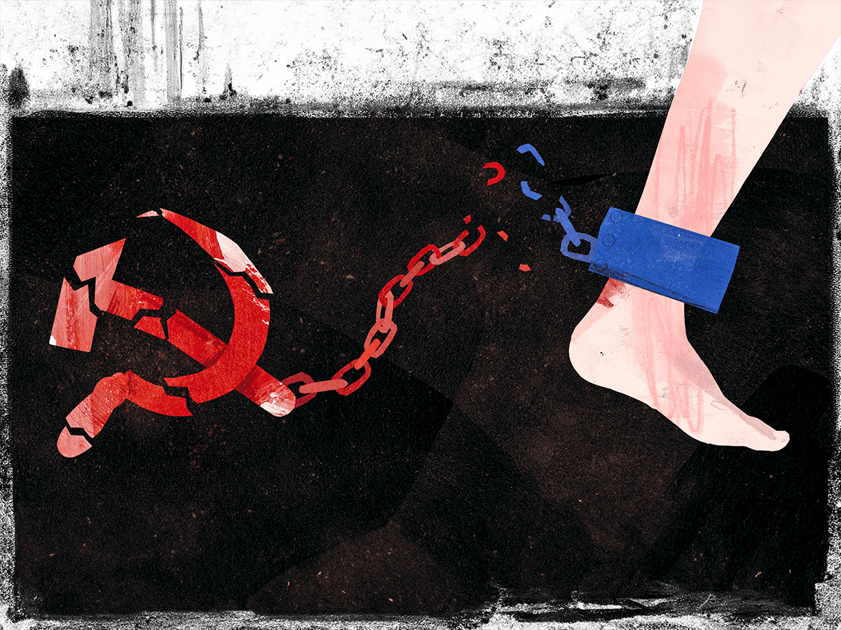 Drawing of a leg with an ankle shackle braking away from the soviet symbol of hammer and sickle on a chain